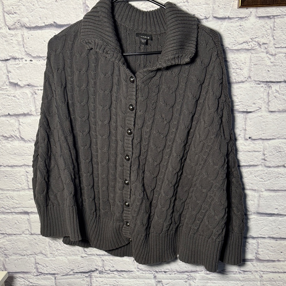 Gray Cable Knit Shawl - image 1